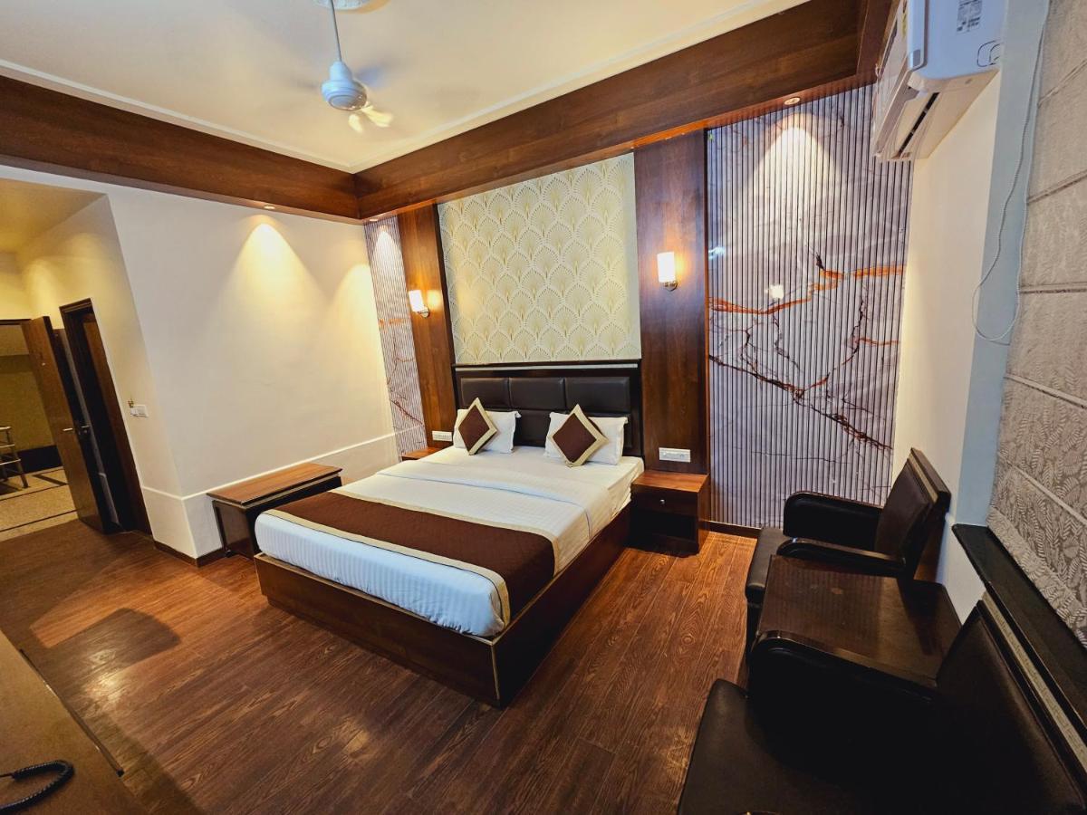 Hotel Prime Safari Dźajpur Zewnętrze zdjęcie