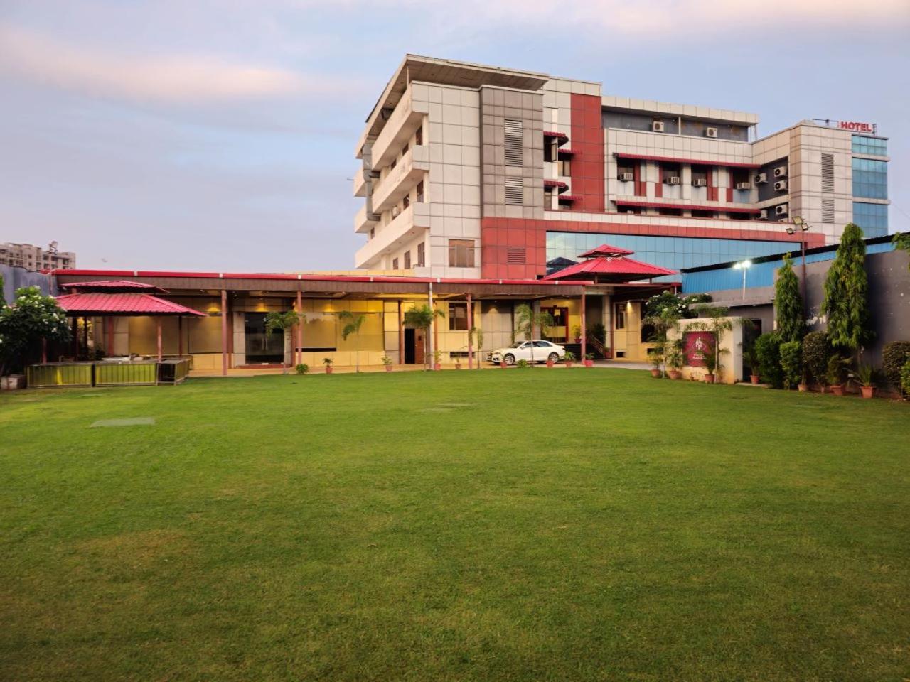 Hotel Prime Safari Dźajpur Zewnętrze zdjęcie